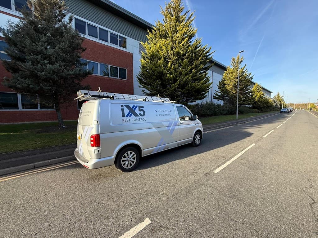 iX5 Pest Control